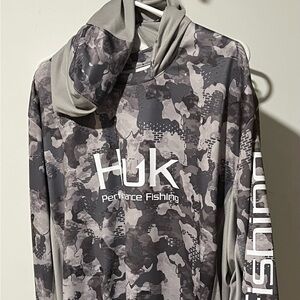 Huk Gray Performance Hoodie Sun Shirt
